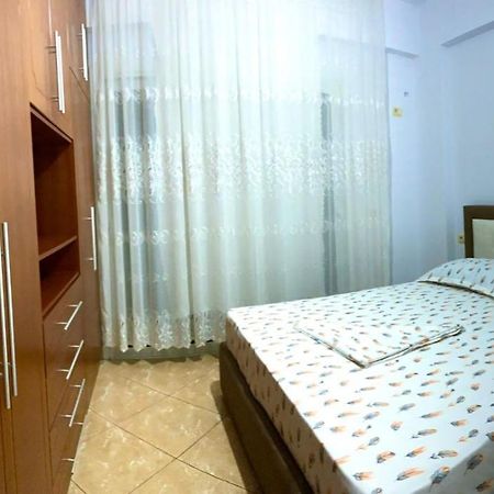 Honey Apartment Near Port Of Saranda المظهر الخارجي الصورة