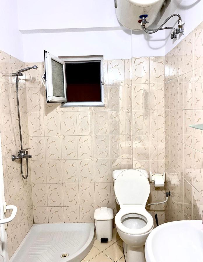 Honey Apartment Near Port Of Saranda المظهر الخارجي الصورة